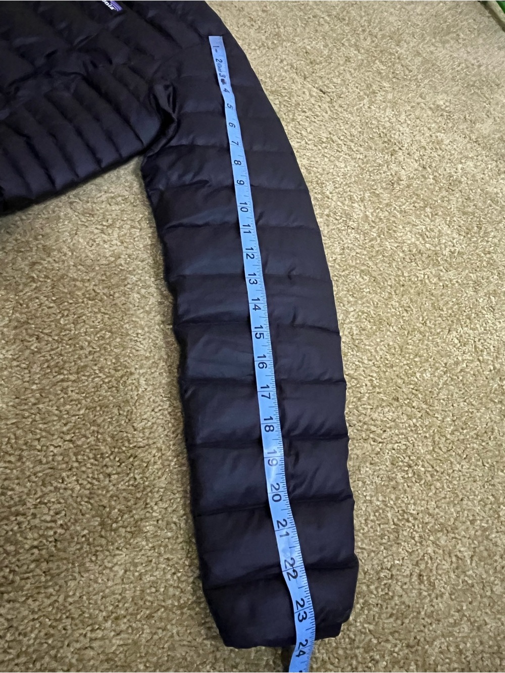 Patagonia Women's Black Down Sweater Size XS 84683 FA16 Quilted Puffer Jacket - Picture 8 of 9